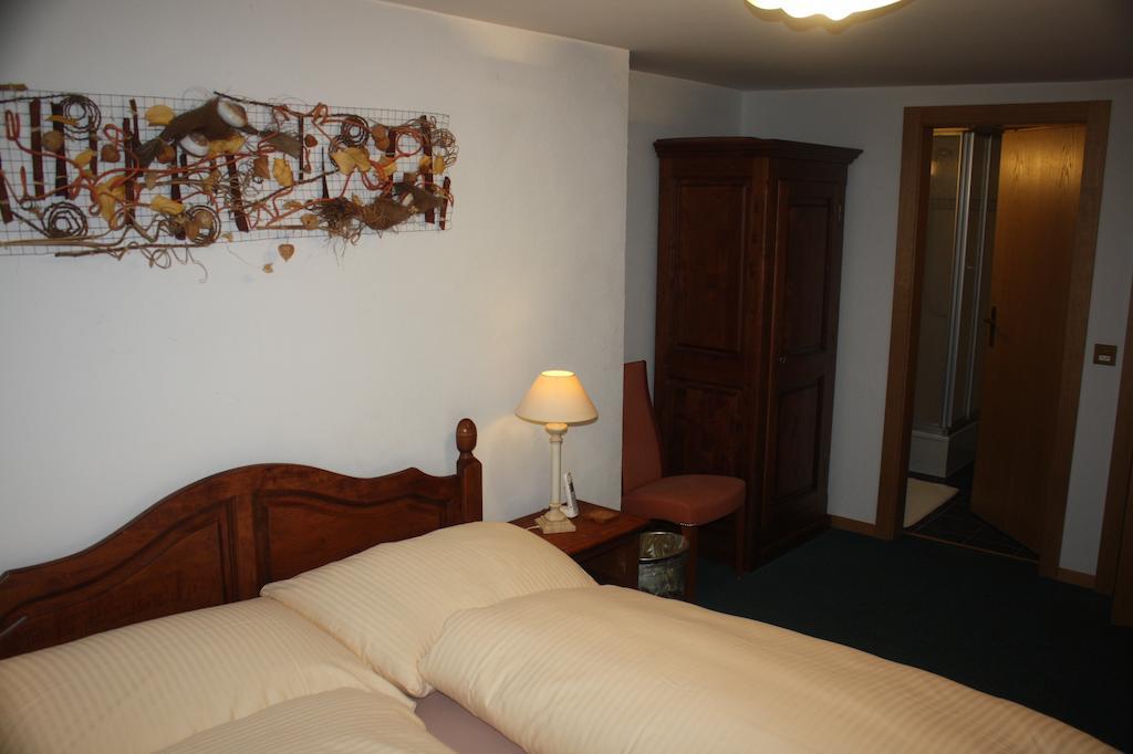 Auberge Communale Bogis Bossey Exteriör bild