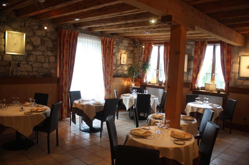 Auberge Communale Bogis Bossey Exteriör bild